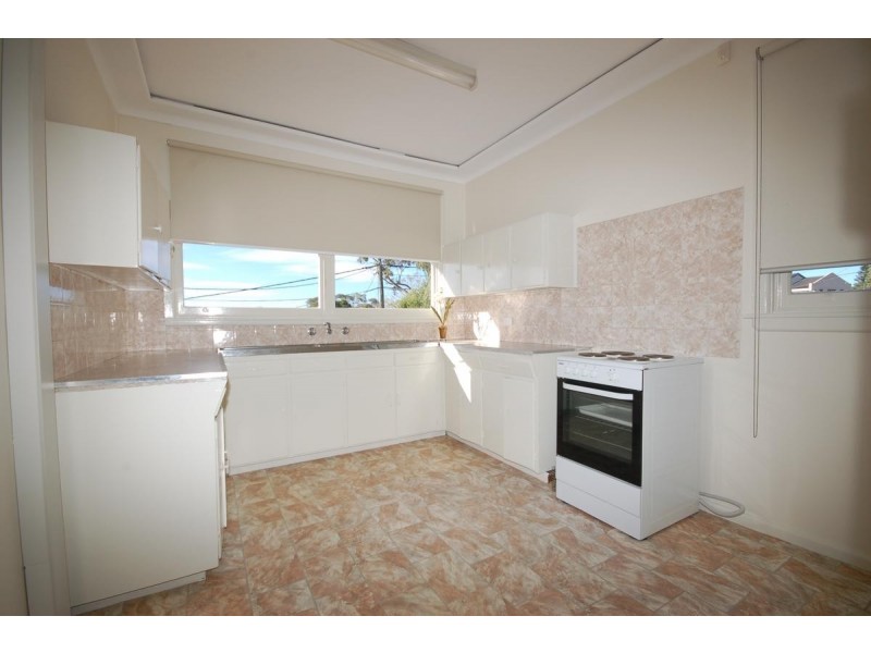 34  Bimbadeen Avenue, Miranda NSW 2228