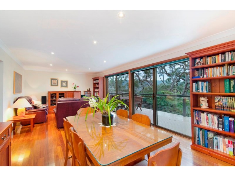 32 Gore Avenue, Kirrawee NSW 2232