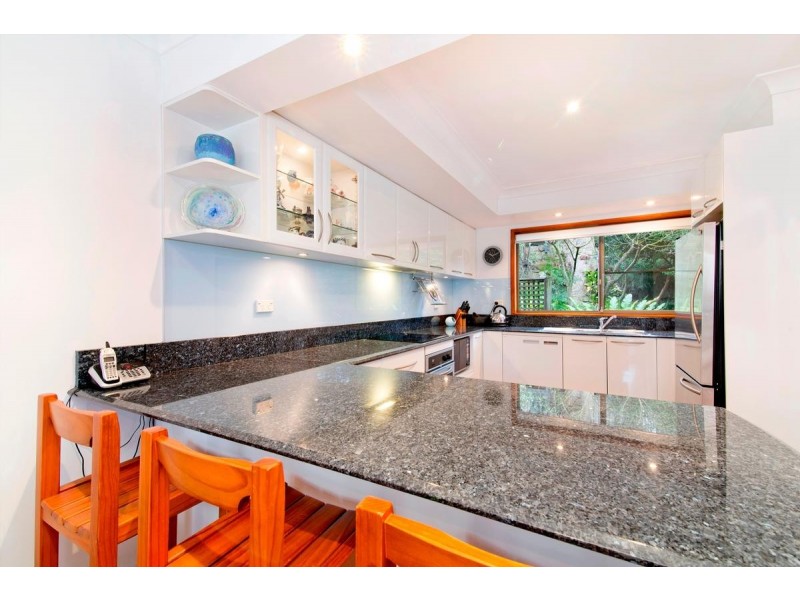 32 Gore Avenue, Kirrawee NSW 2232