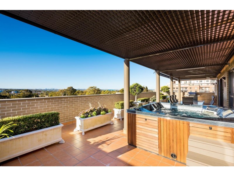 69/8-12 Wandella Road, Miranda NSW 2228