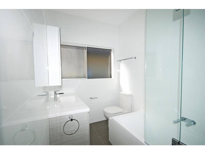 77 Loftus Ave, Loftus NSW 2232