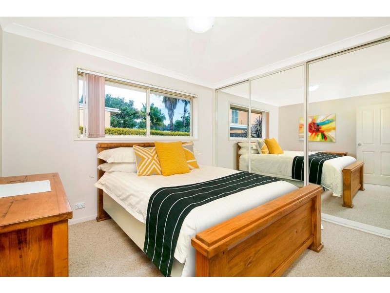 2/97 Willarong Road, Caringbah NSW 2229