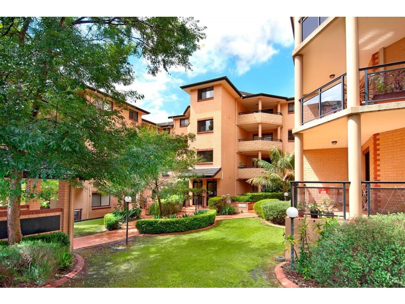 8/16-26 Park Street, Sutherland NSW 2232