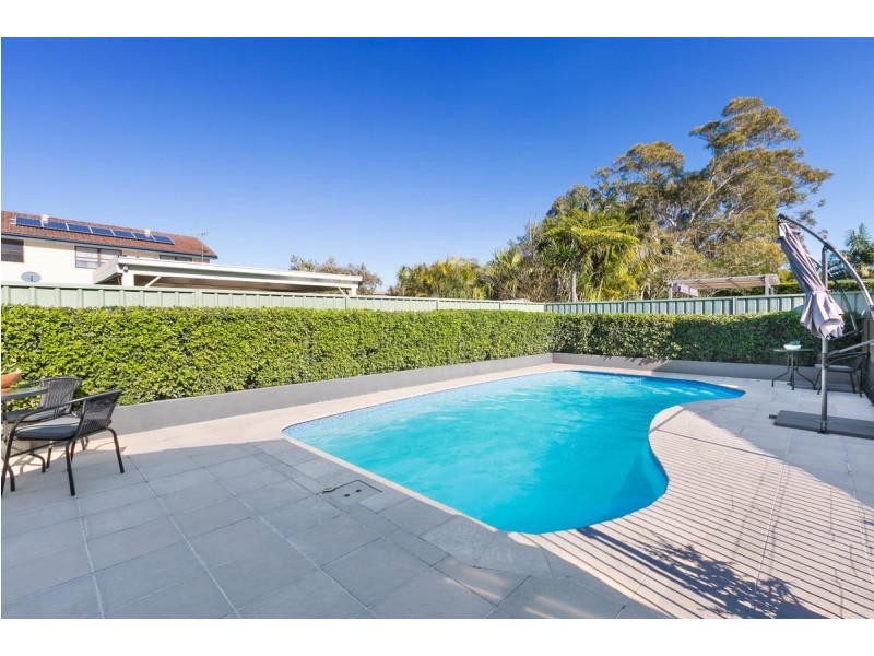 10 Raleigh Avenue, Caringbah NSW 2229