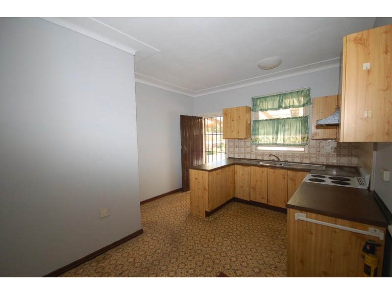 306 Taren Point Rd, Caringbah NSW 2229