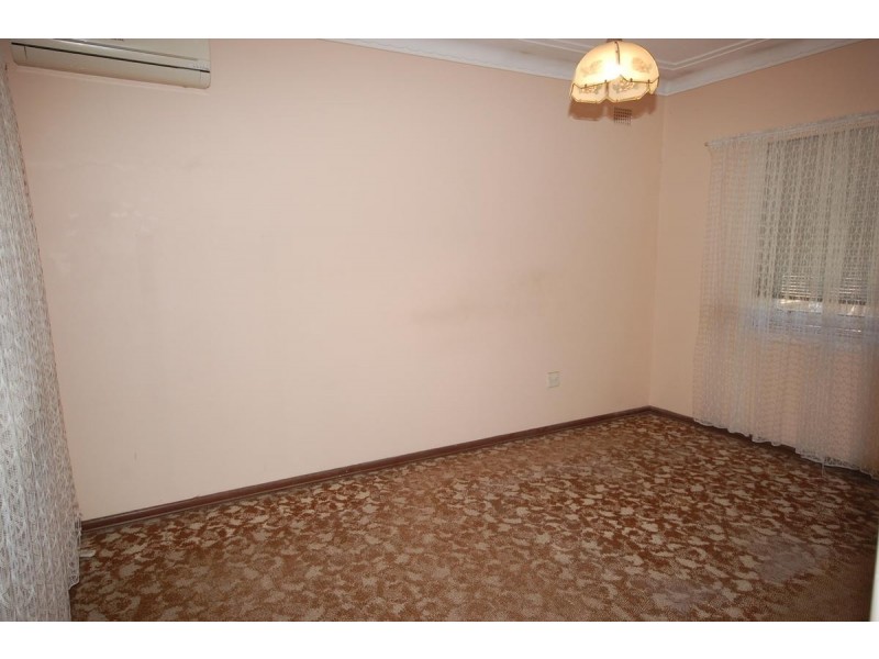 306 Taren Point Rd, Caringbah NSW 2229