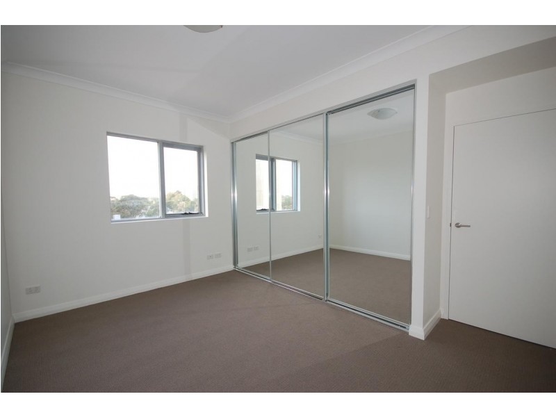 302/26 Marsh Street, Wolli Creek NSW 2205