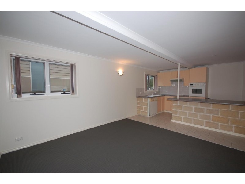 11 Swan Street, Lilli Pilli NSW 2229