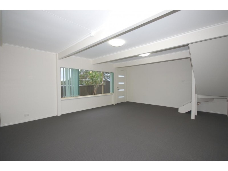 11 Swan Street, Lilli Pilli NSW 2229