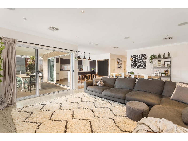 95 Wolger Street, Como NSW 2226