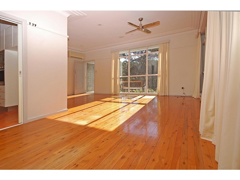 11 Alkaringa Road, Gymea Bay NSW 2227