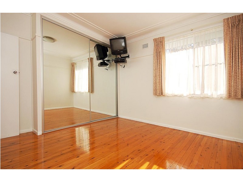 11 Alkaringa Road, Gymea Bay NSW 2227