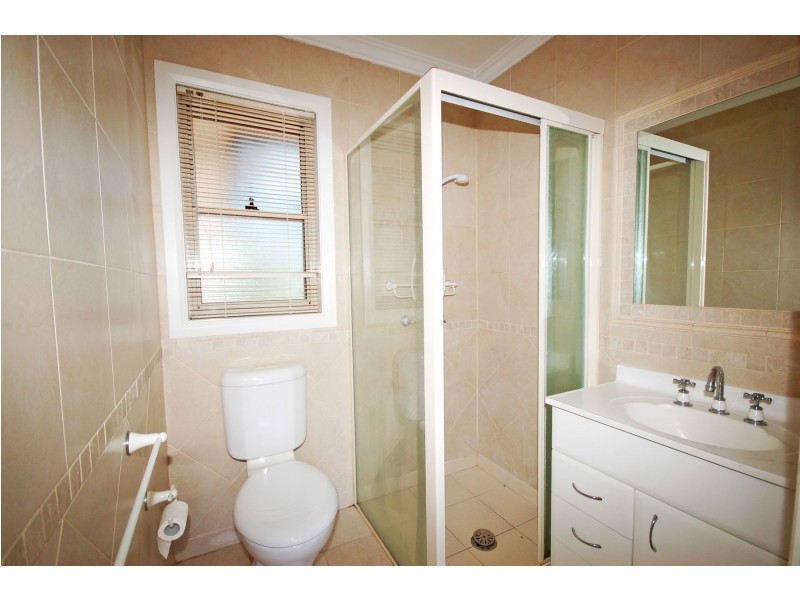 2/29 Telopea Ave, Caringbah NSW 2229