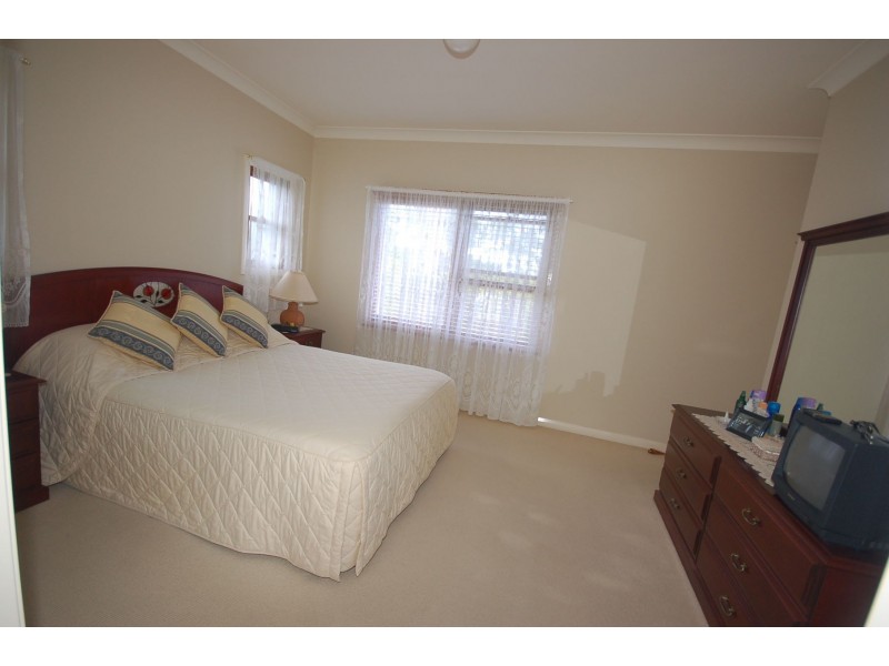 2B North East Crescent, Lilli Pilli NSW 2229