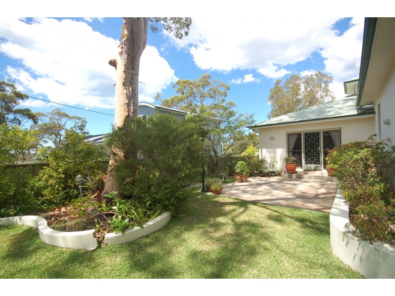 2B North East Crescent, Lilli Pilli NSW 2229