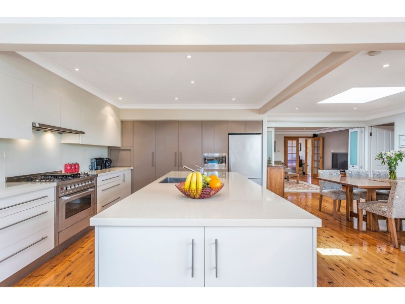 20 Forest Road, Yowie Bay NSW 2228