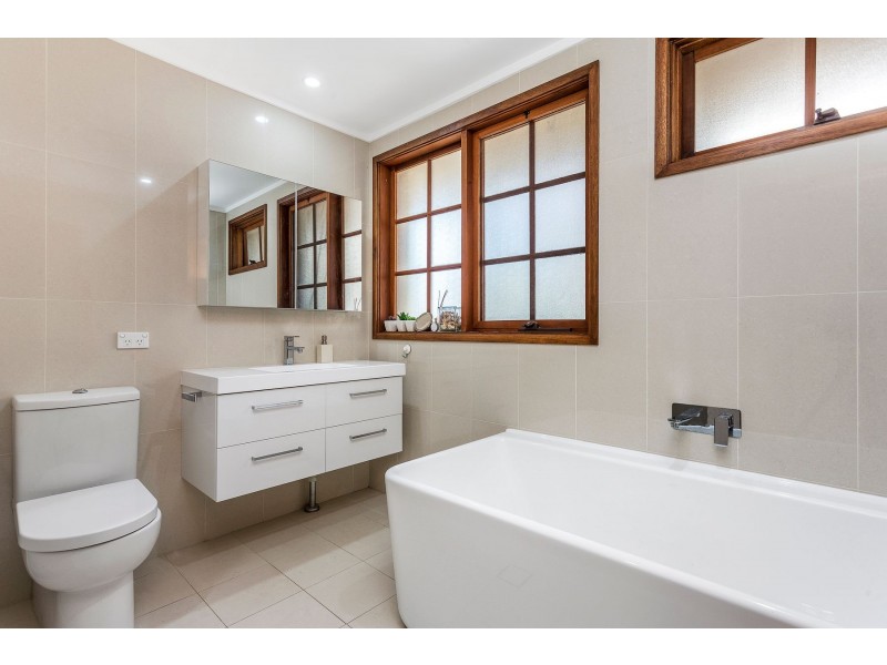 20 Forest Road, Yowie Bay NSW 2228