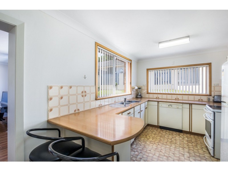 11 Erang Avenue, Kirrawee NSW 2232