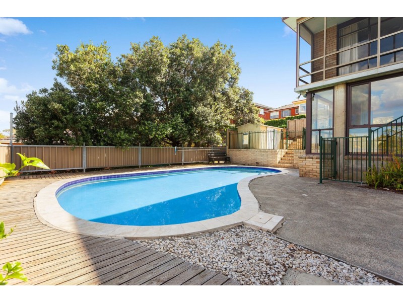 70 Serpentine Road, Kirrawee NSW 2232