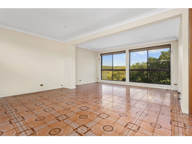 70 Serpentine Road, Kirrawee NSW 2232