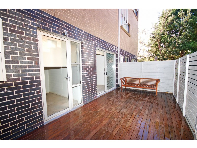 2/137 Willarong Rd, Caringbah NSW 2229