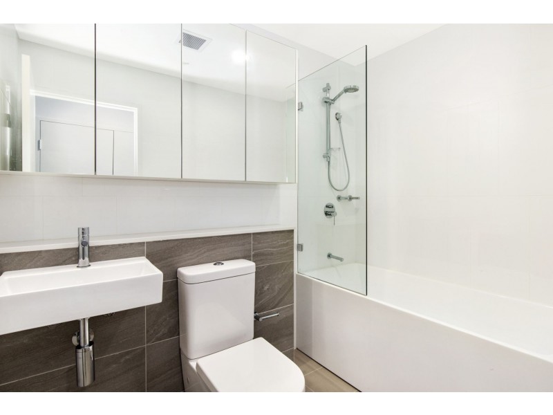 CB01/40 Pinnacle Street, Miranda NSW 2228