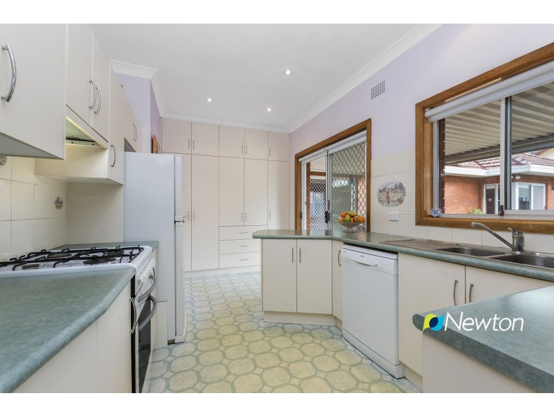 15 Orana Avenue, Kirrawee NSW 2232