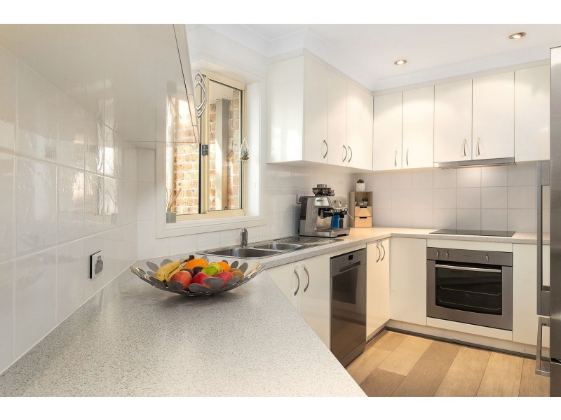 6/2-4 Honeysuckle Street, Jannali NSW 2226