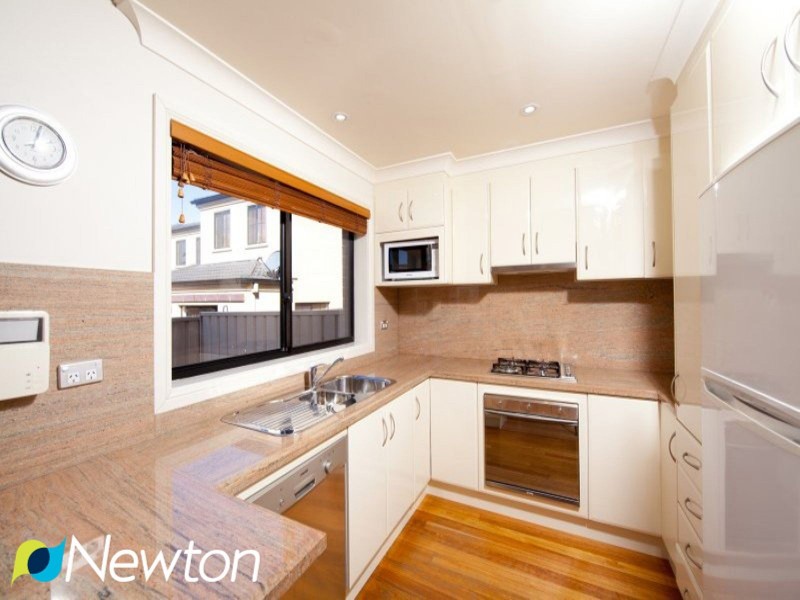 2/4-6 Combara Avenue, Caringbah NSW 2229