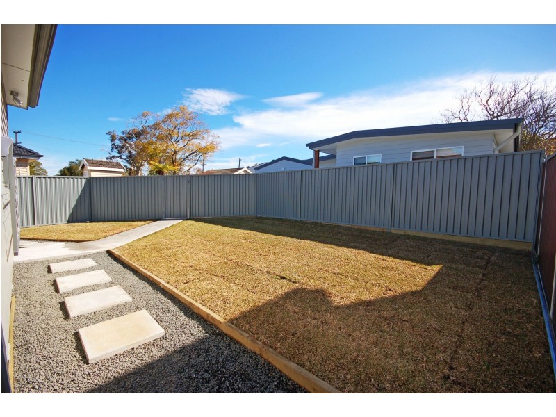 77 Loftus Avenue, Loftus NSW 2232