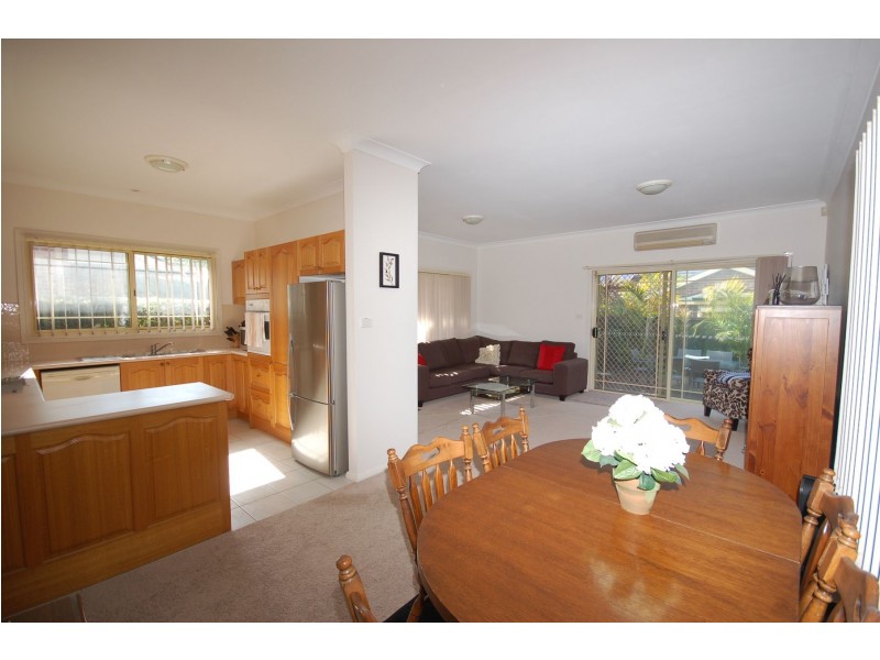 11/2-4 North West Arm Road, Gymea NSW 2227