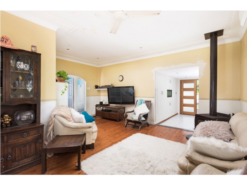 15 Murrami Avenue, Caringbah NSW 2229