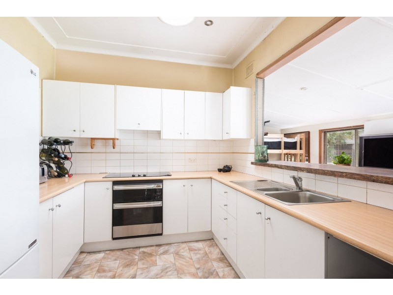 15 Murrami Avenue, Caringbah NSW 2229