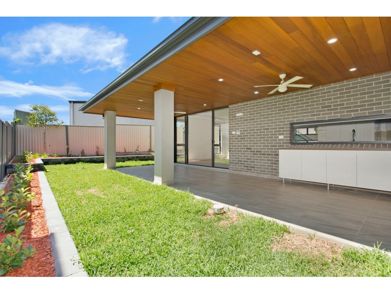 7 Lola Place, Miranda NSW 2228