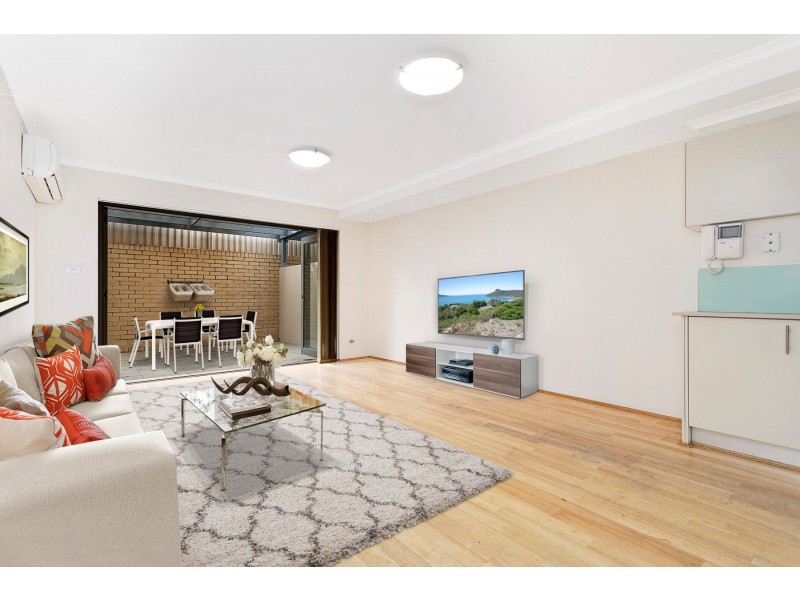 205/296 Kingsway, Caringbah NSW 2229