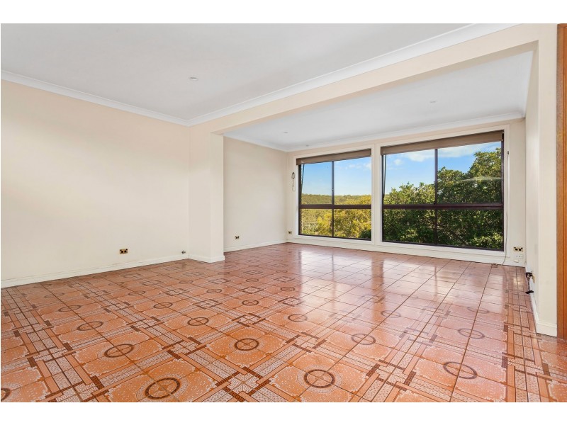 70  Serpentine Road, Kirrawee NSW 2232