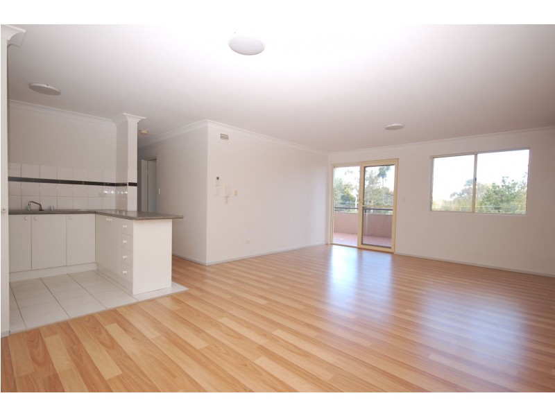 19/486 President Avenue, Kirrawee NSW 2232