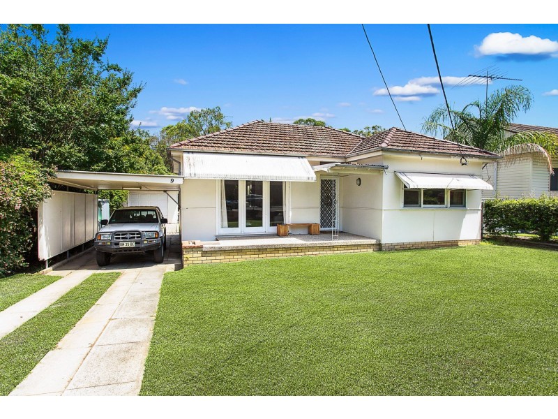 9 Taren Road, Caringbah NSW 2229