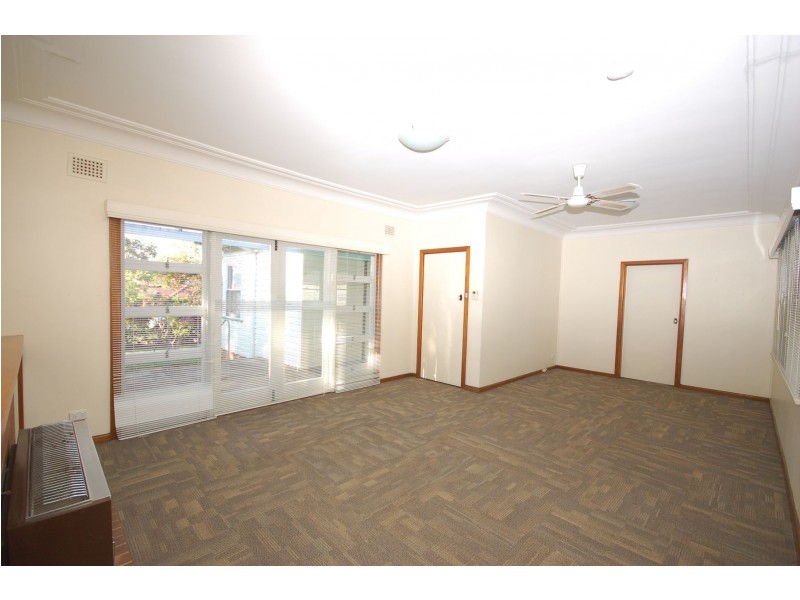 208 President Avenue, Miranda NSW 2228