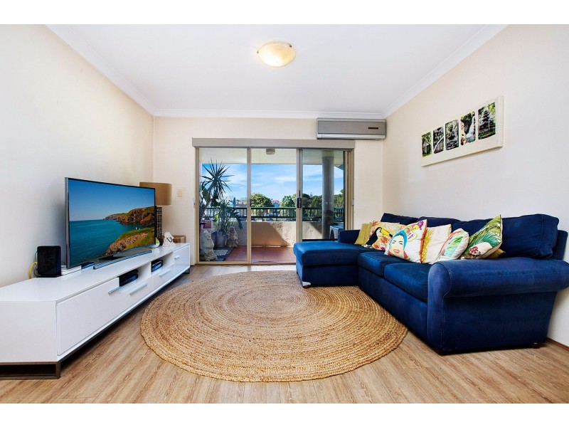 17/194-198 Willarong Rd, Caringbah NSW 2229