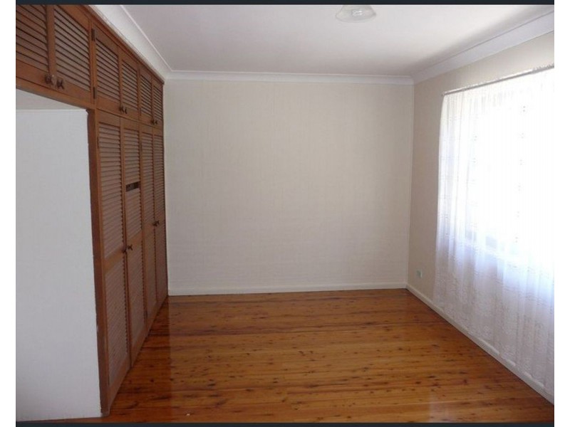 204 President Ave, Miranda NSW 2228