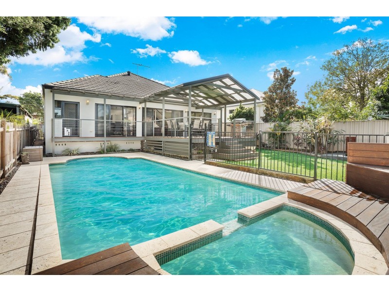 172 Gymea Bay Road, Gymea Bay NSW 2227