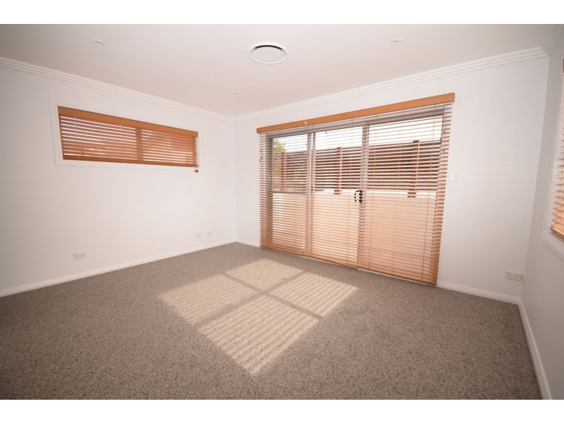 2/34 Jacaranda Road, Caringbah NSW 2229