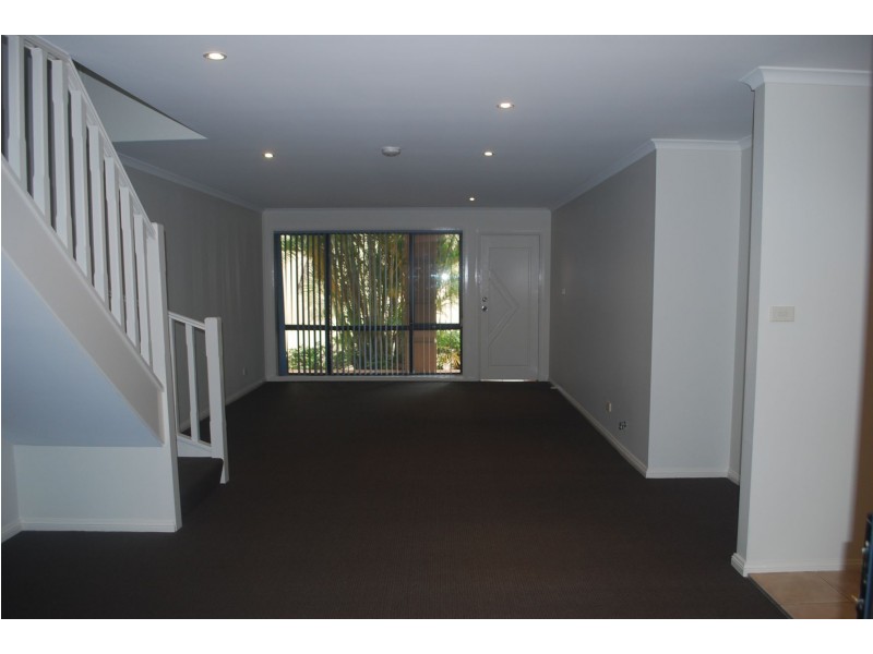 2/4-10 Kumbardang Ave, Miranda NSW 2228