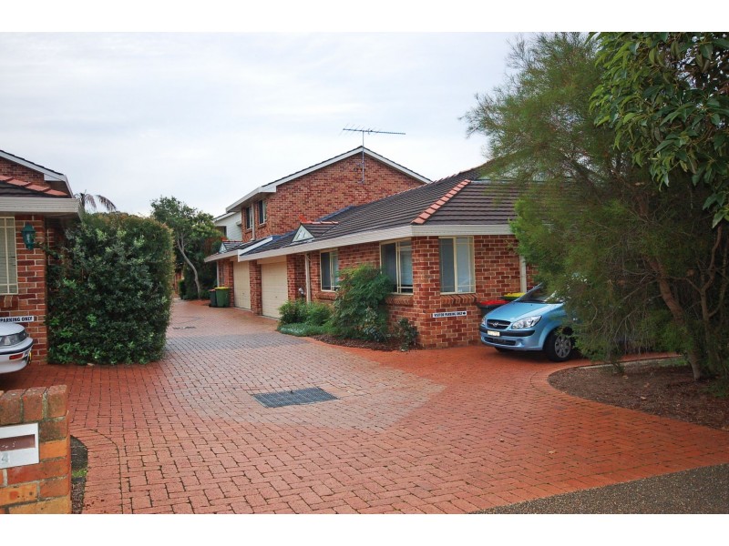 8/61-63 Yathong Road, Caringbah NSW 2229