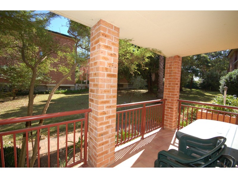 2/76-78 Auburn Street, Sutherland NSW 2232