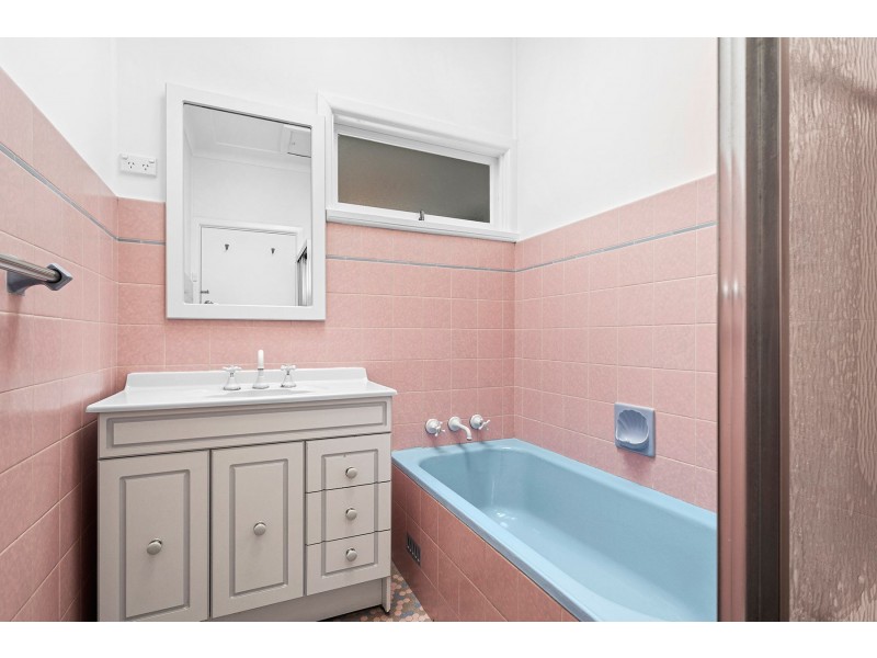 24 Milburn Road, Gymea NSW 2227