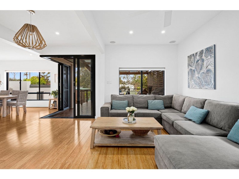 18 Castelnau Street, Caringbah South NSW 2229