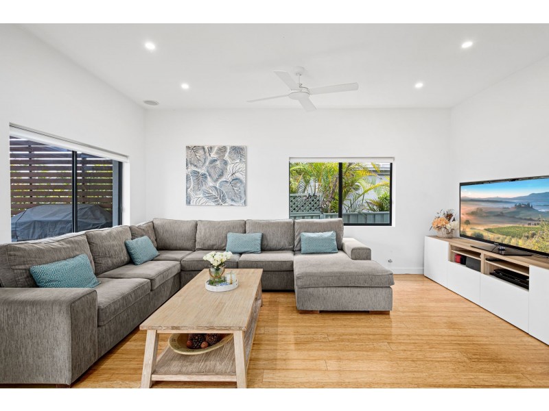 18 Castelnau Street, Caringbah South NSW 2229