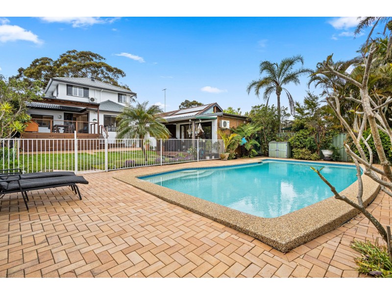 18 Castelnau Street, Caringbah South NSW 2229